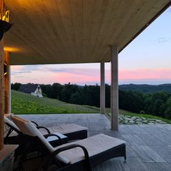 Abendstimmung Terrasse Ferienhaus Weinschlöss'l ©Liebe zur Steiermark